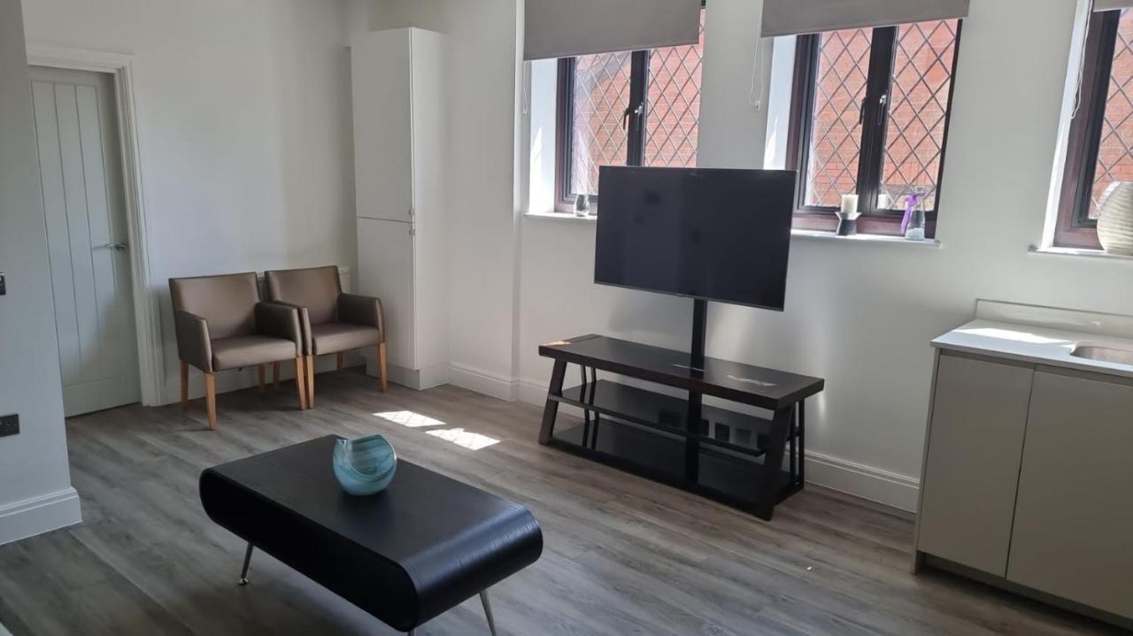 Jasmin Apartments - Luxury 1 & 2 Bedroom Units With Free Parking Bushey Kültér fotó